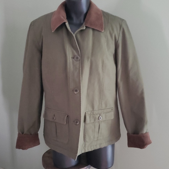 L.L. Bean Other - L.L.Bean Quilt Jacket with pockets